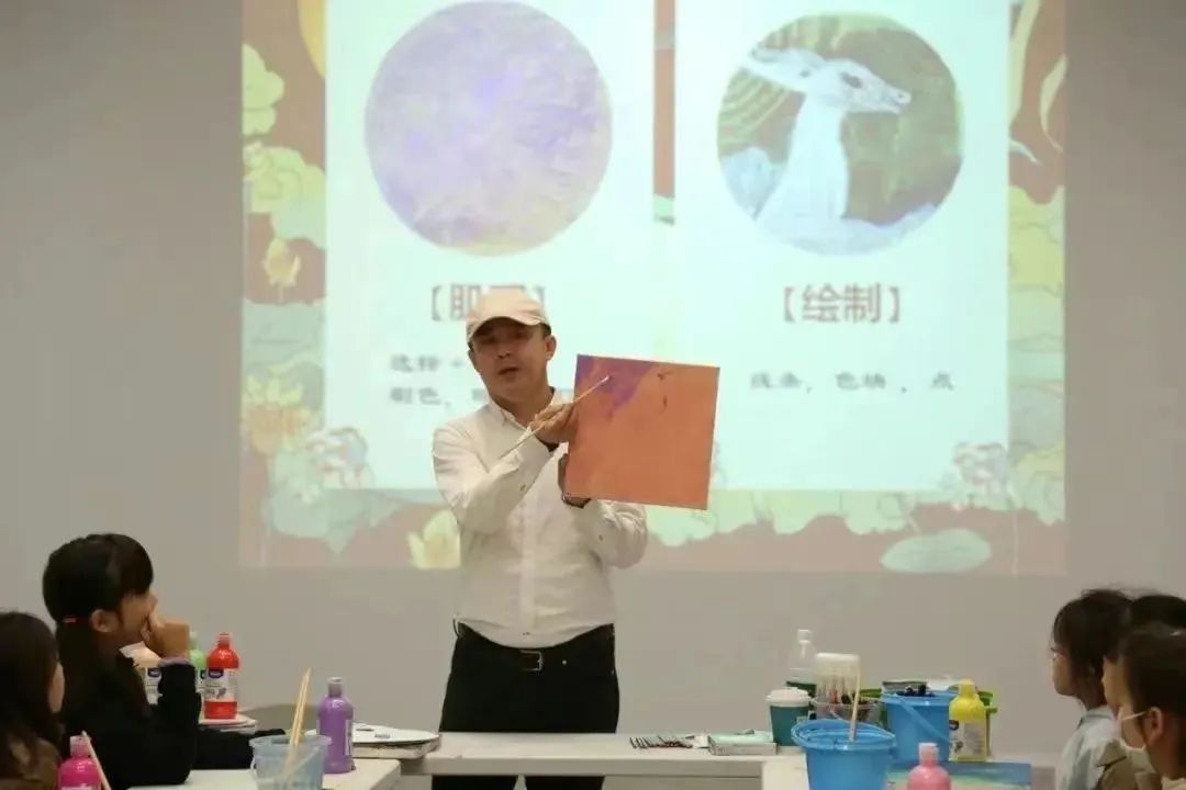 640