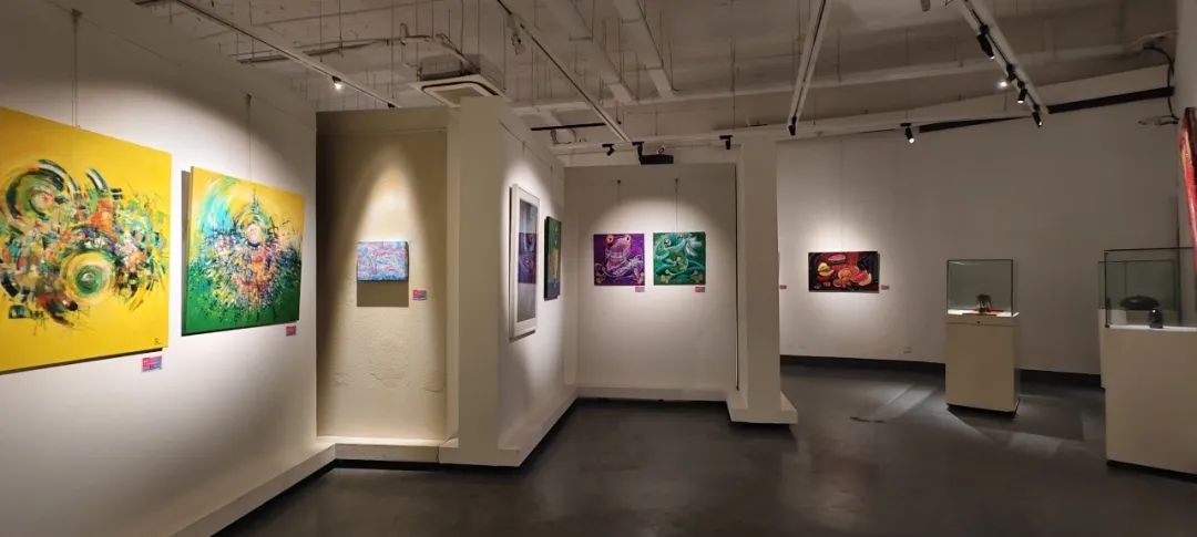 第十五屆國際傳統(tǒng)藝術(shù)邀請展在長寧開幕