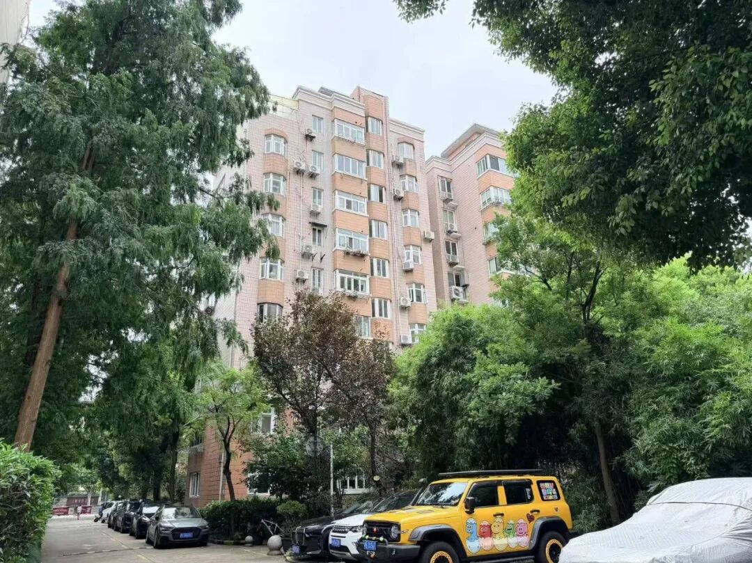 武夷路上这个建成近30年的小区，18台电梯即将焕新