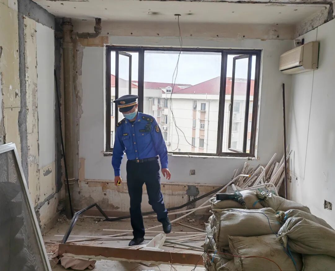 打通两家，破坏三处承重墙！面对推诿，他们是如何守护好“生命墙”的？