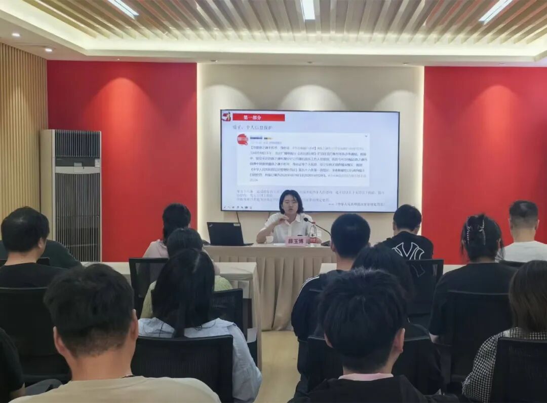 华阳路街道开展民法典专场普法活动