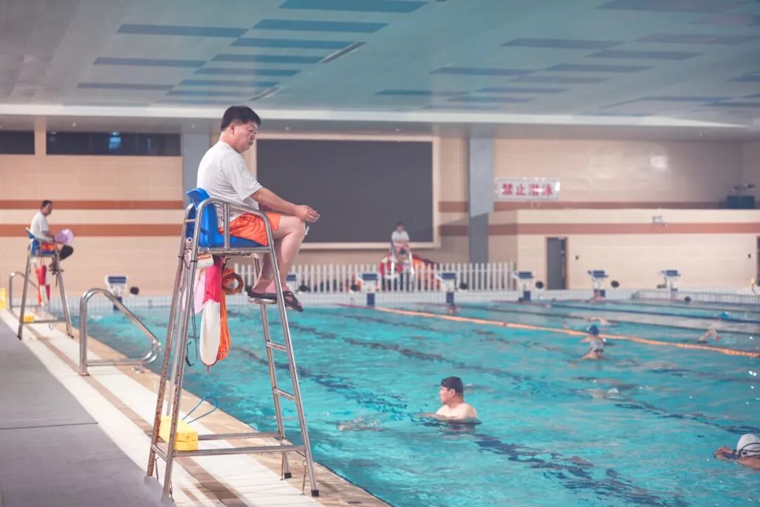 长宁61家游泳池开启“温暖模式”