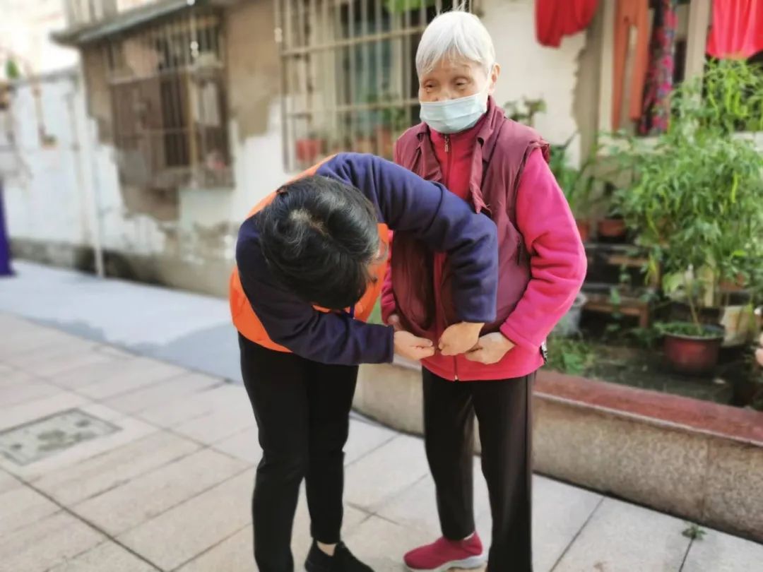 防摔马甲1.jpg