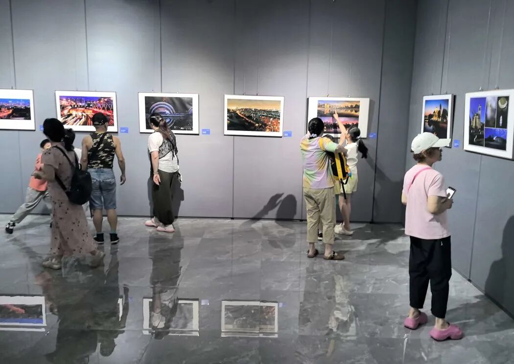 这些照片你认得吗？这场家门口的摄影展，藏着满满的烟火