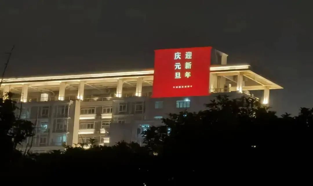 4.jpeg