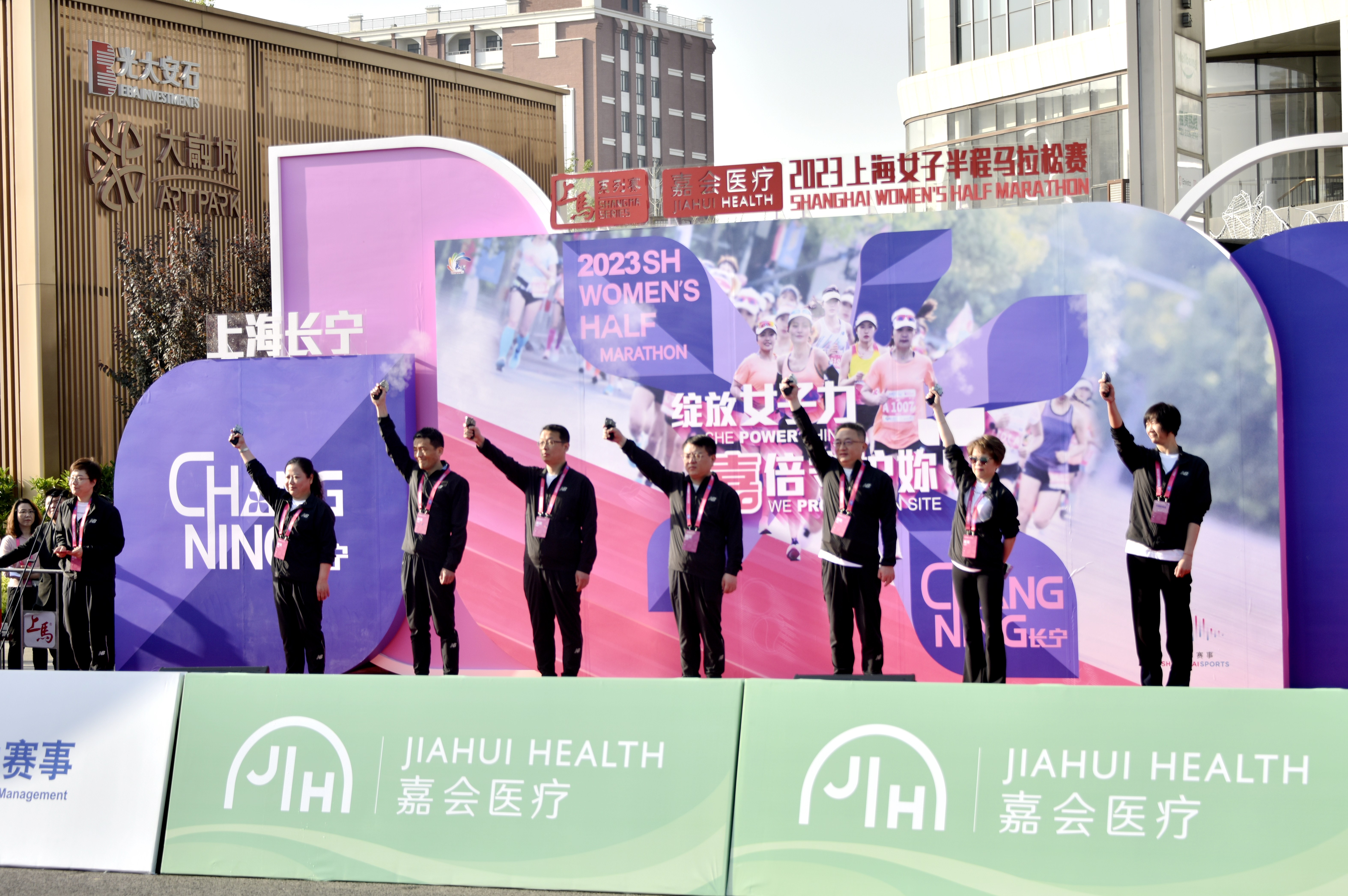 开跑1.jpg