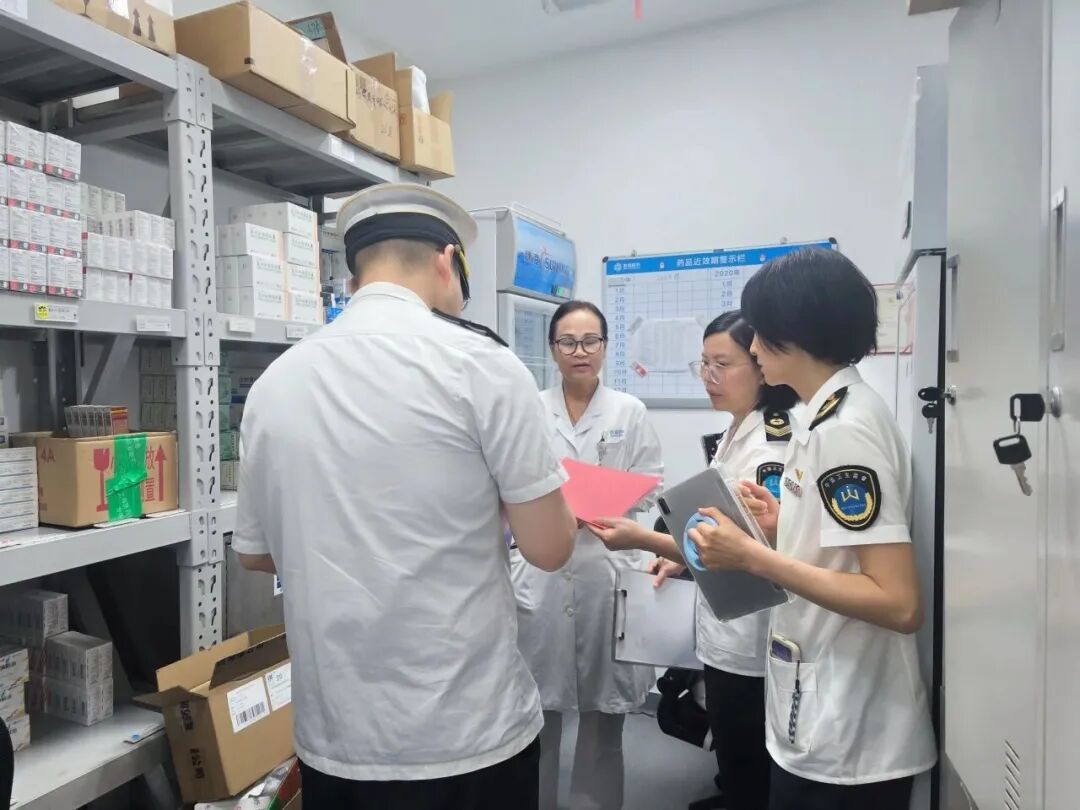 长宁开展眼科医院综合监管专项检查
