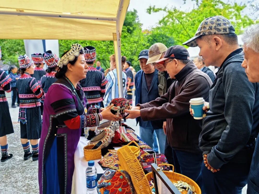 连续三天！中山公园这场特色商品市集开市啦~