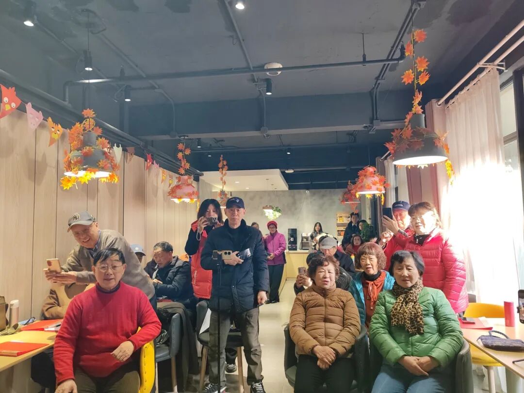 百岁奶奶吟诗开场！长宁这场“诗词会”好温暖