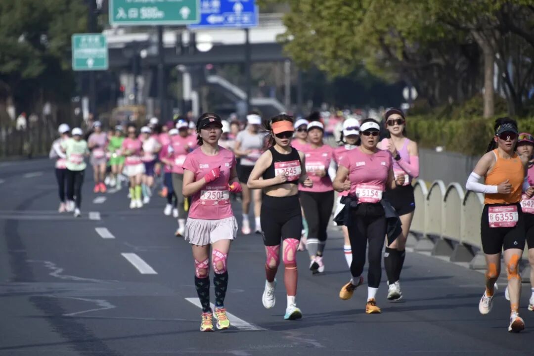 从2018到2025年，上海女子半马成长路上的那些“首次”