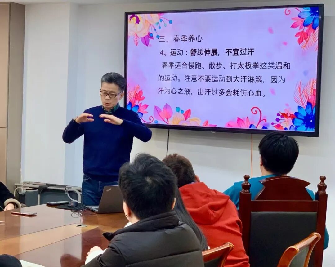 这份“文化+法治”礼包，暖了他们的心