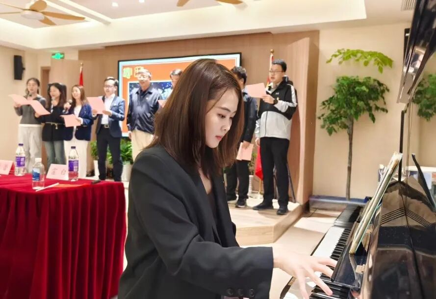 “95后”的她，为街区治理谱写“新乐章”……
